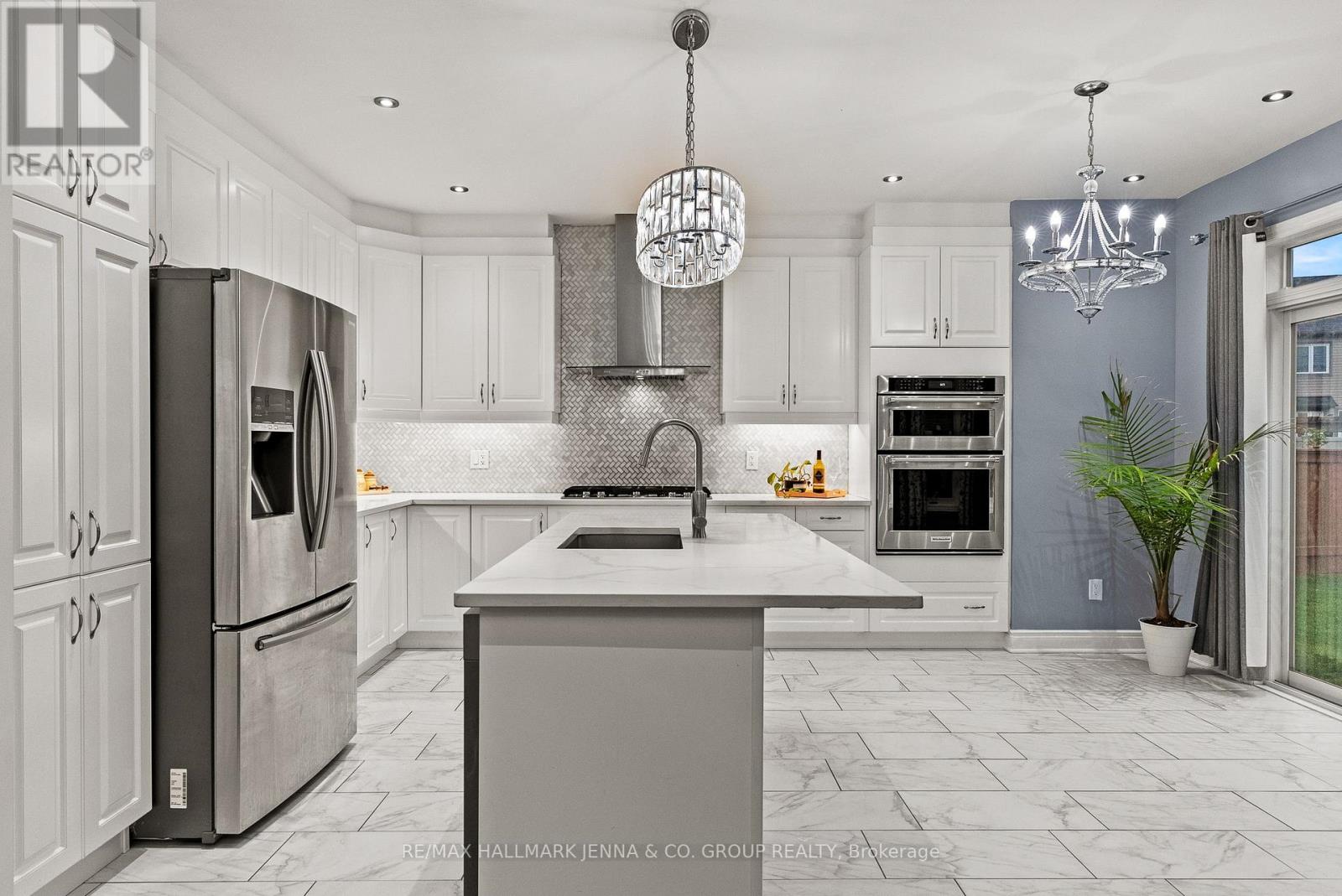 803 LOGPERCH CIRCLE, Ottawa — photo 12