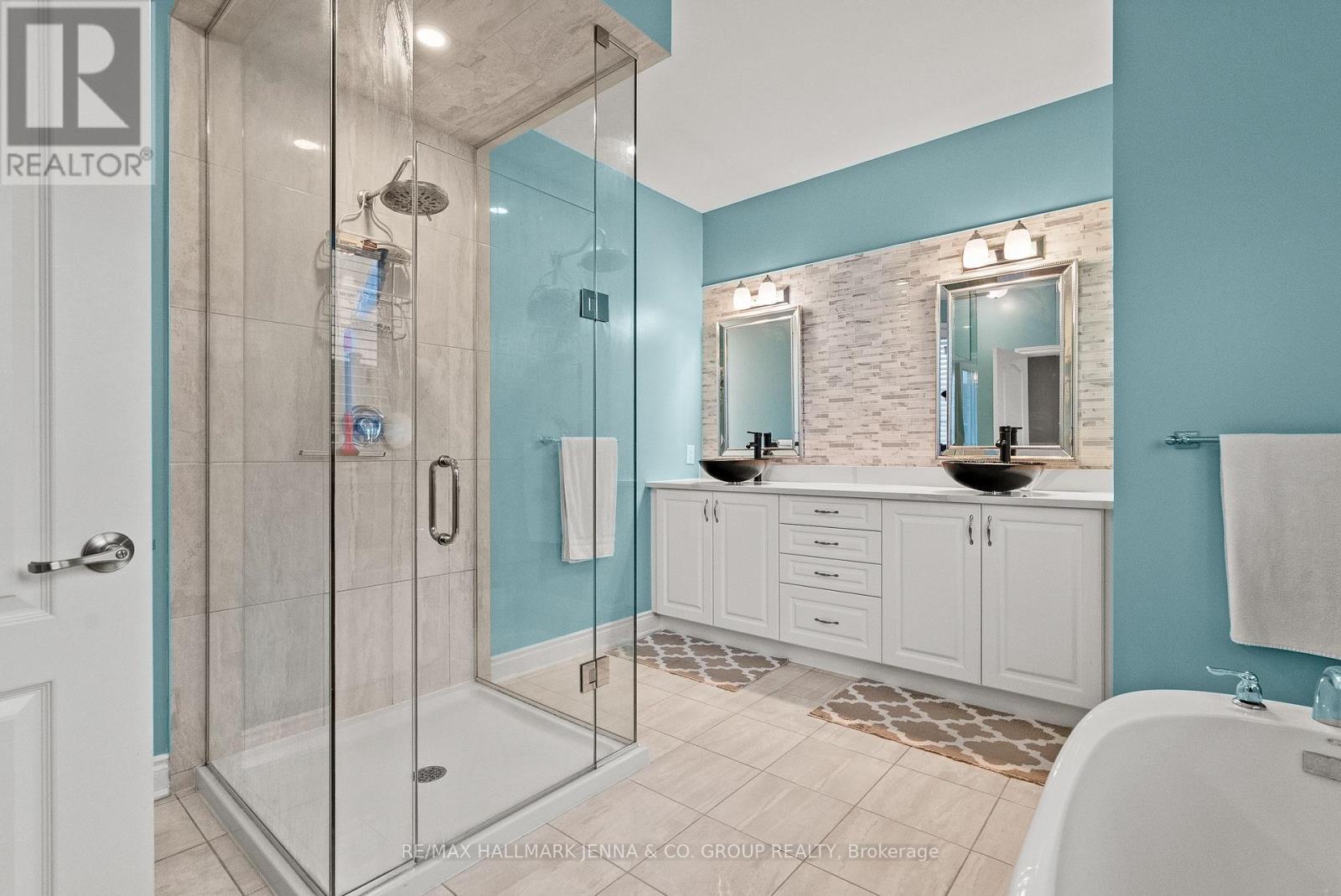 803 LOGPERCH CIRCLE - Image 25