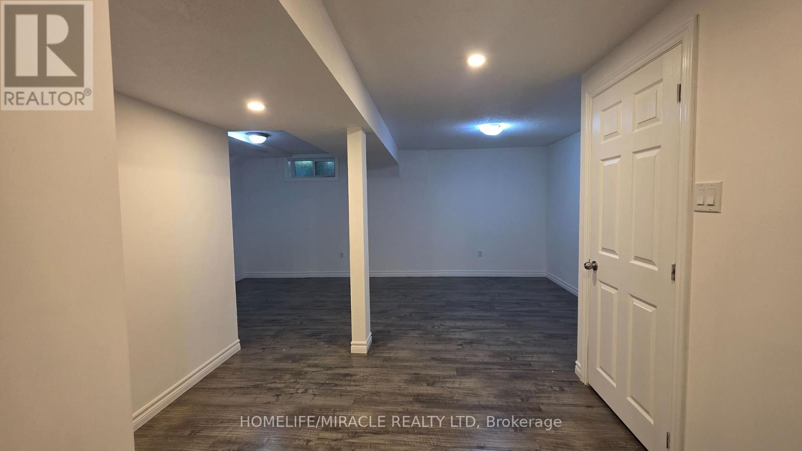 32 Mowat Boulevard — photo 25