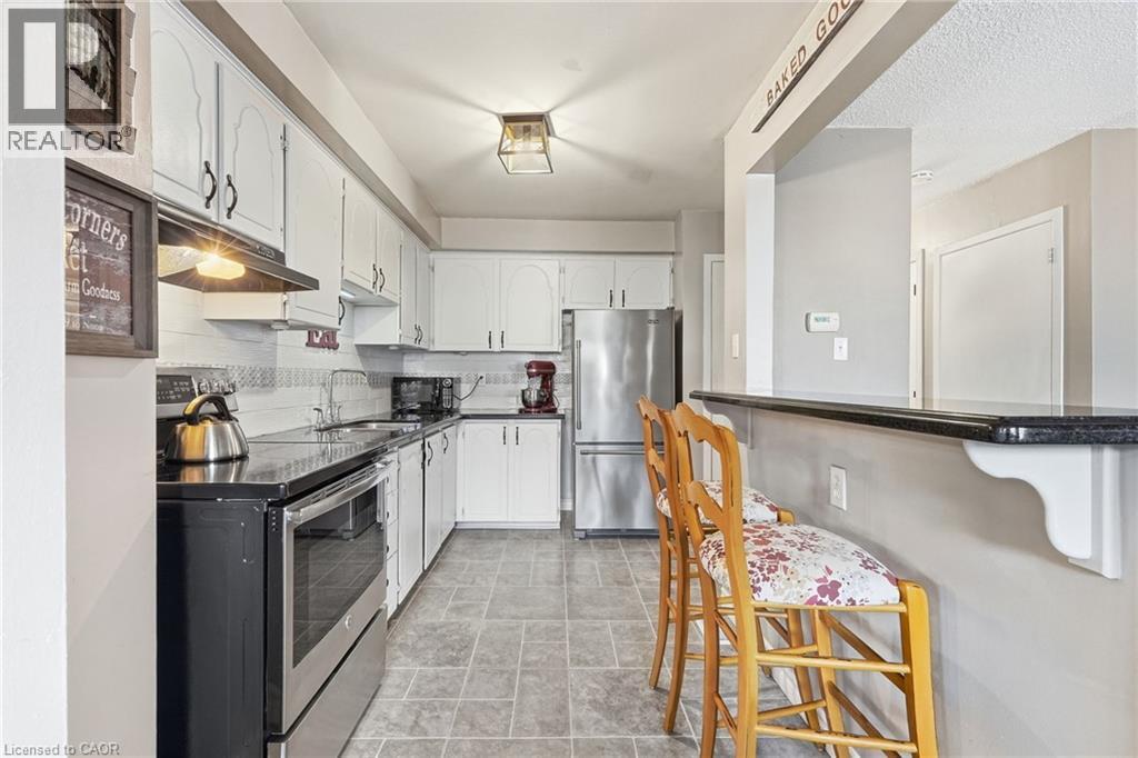 53 BRYNA Avenue - 14
