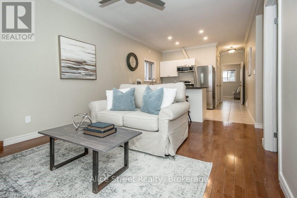 MAIN UNIT - 129 ELIZABETH STREET, Guelph (St. Patrick's Ward) — photo 5