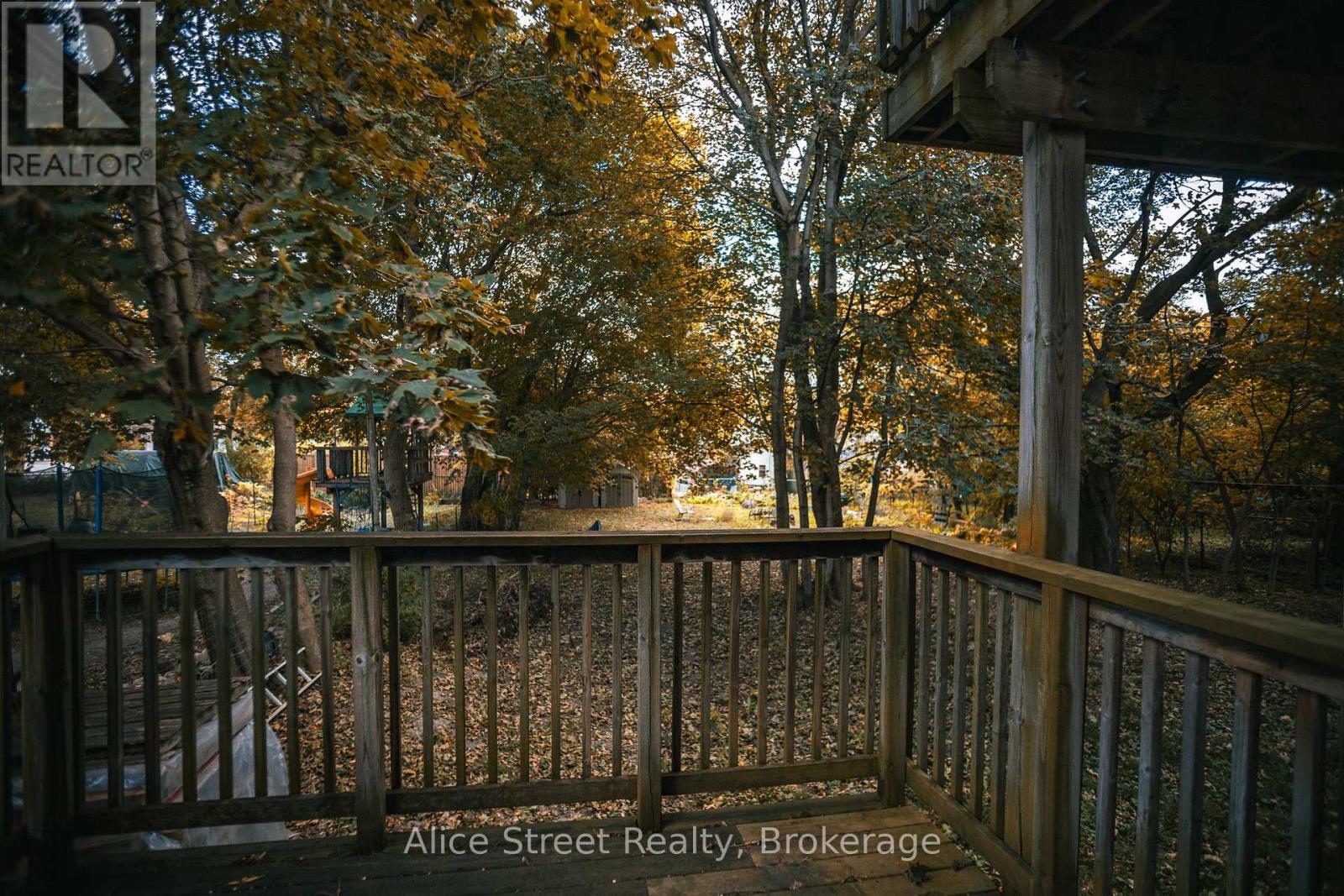 MAIN UNIT - 129 ELIZABETH STREET, Guelph (St. Patrick's Ward) — photo 9