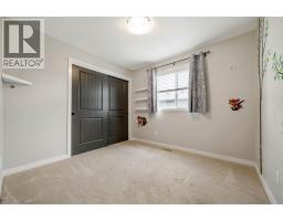1370 Pacific Circle W - photo 19