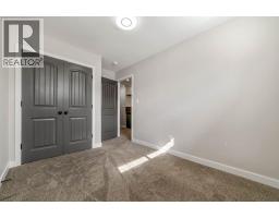 1370 Pacific Circle W - photo 34