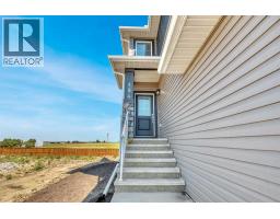 154 Lakewood Crescent - photo 3
