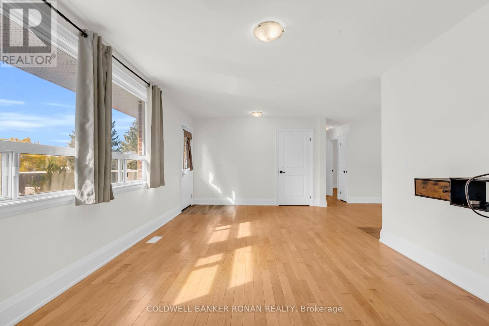 506 MAIN STREET, King (Schomberg) — photo 7