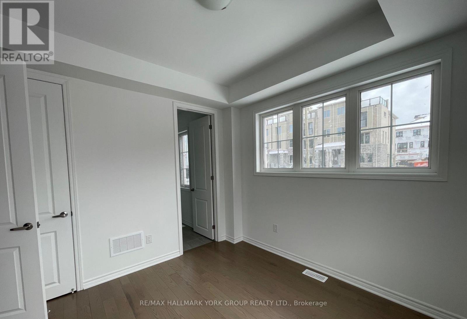 76 GREENRIDGE CRESCENT, Markham — photo 4