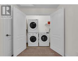 Loft - 11 - 125 Huronia Road, Barrie, ON L4N4G1 Photo 8