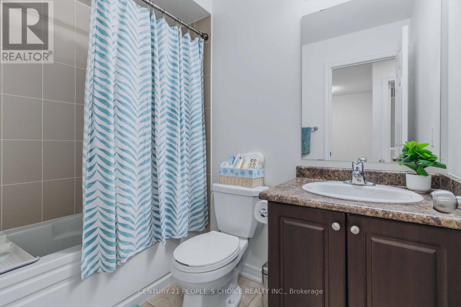 52 ALDERSGATE DRIVE - 22