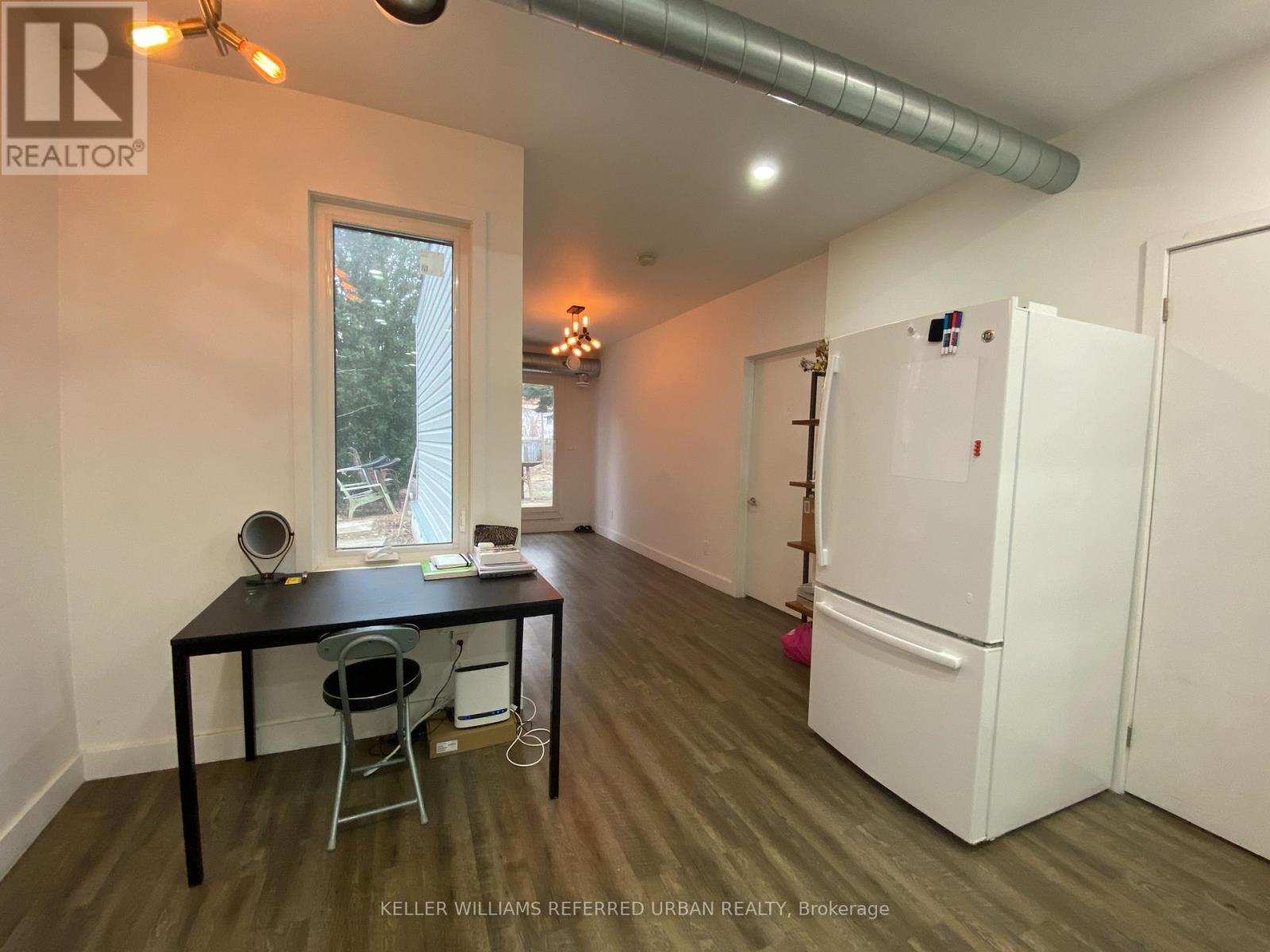 ROOM 2 - 344 BARTLETT AVENUE N, Toronto (Dovercourt-Wallace Emerson-Junction)