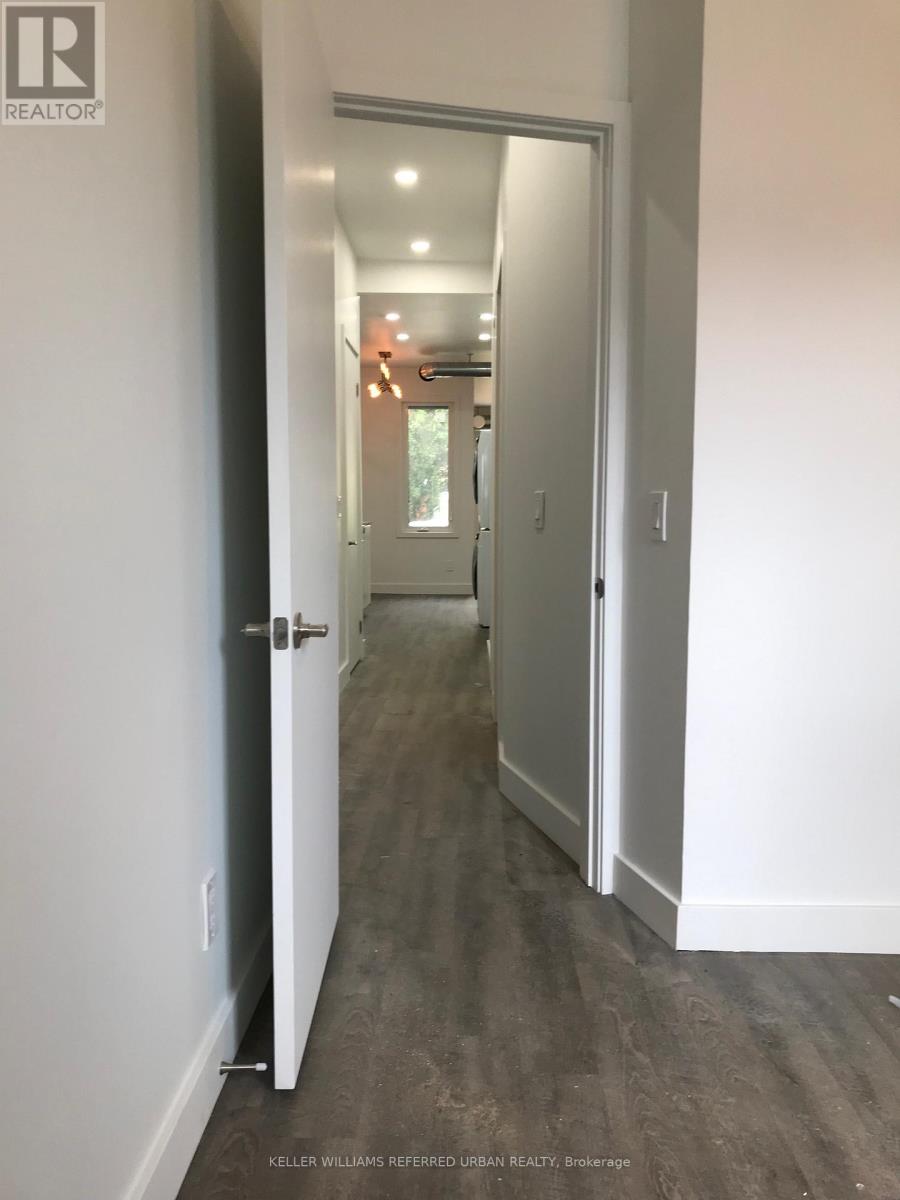 ROOM 2 - 344 BARTLETT AVENUE N, Toronto (Dovercourt-Wallace Emerson-Junction) — photo 9
