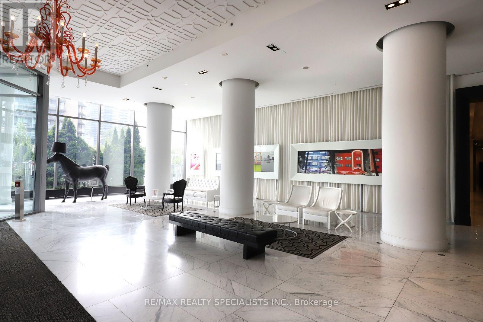 2103 - 88 PARK LAWN ROAD, Toronto (Mimico) — photo 2