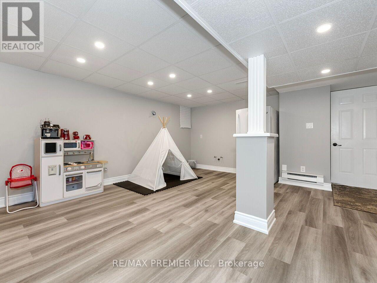 81 DE ROSE AVENUE - 44