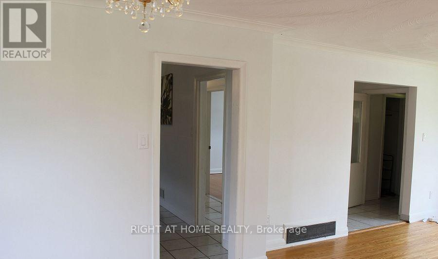 35 WARNICA AVENUE, Toronto (Islington-City Centre West) — photo 8