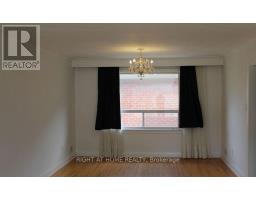 35 Warnica Avenue, Toronto, ON M8Z1Z5 Photo 6