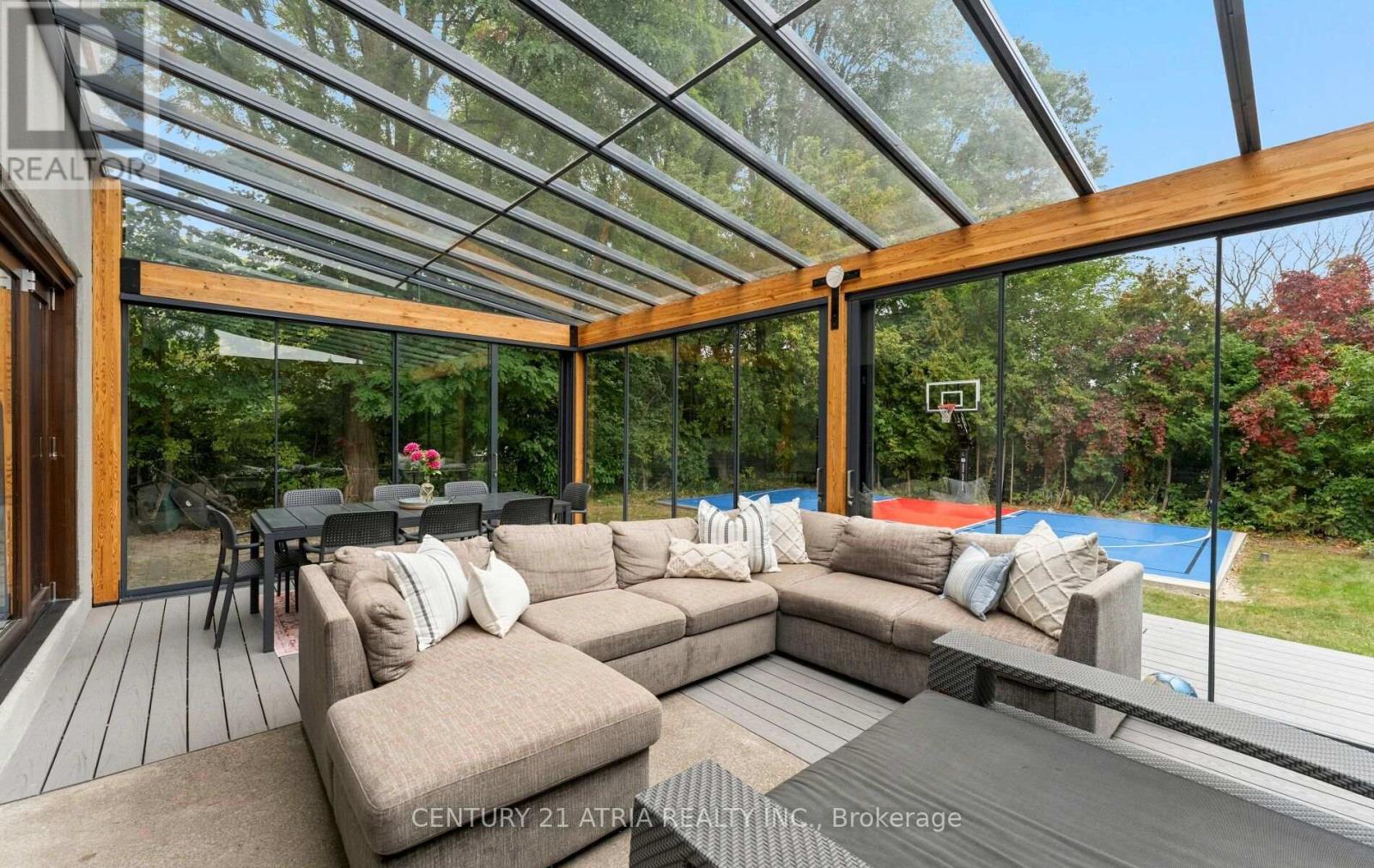 1617 ISLINGTON AVENUE - 24