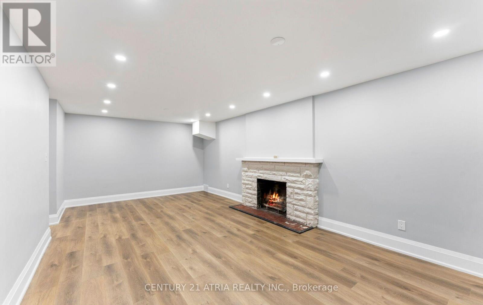 1617 ISLINGTON AVENUE - 43