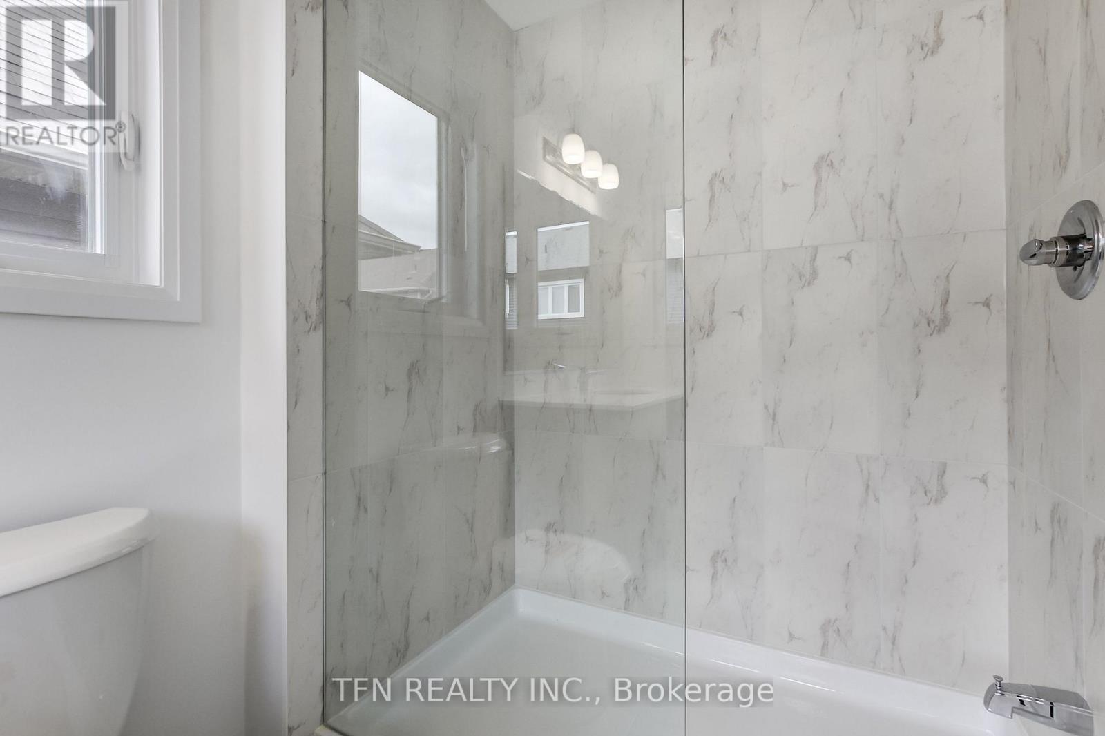 134 MCGILL AVENUE - 33