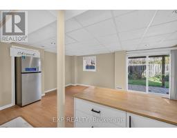 209 Woodspring Avenue, Newmarket, ON L3X3J4 Photo 43