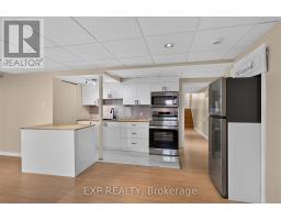 209 Woodspring Avenue, Newmarket, ON L3X3J4 Photo 42