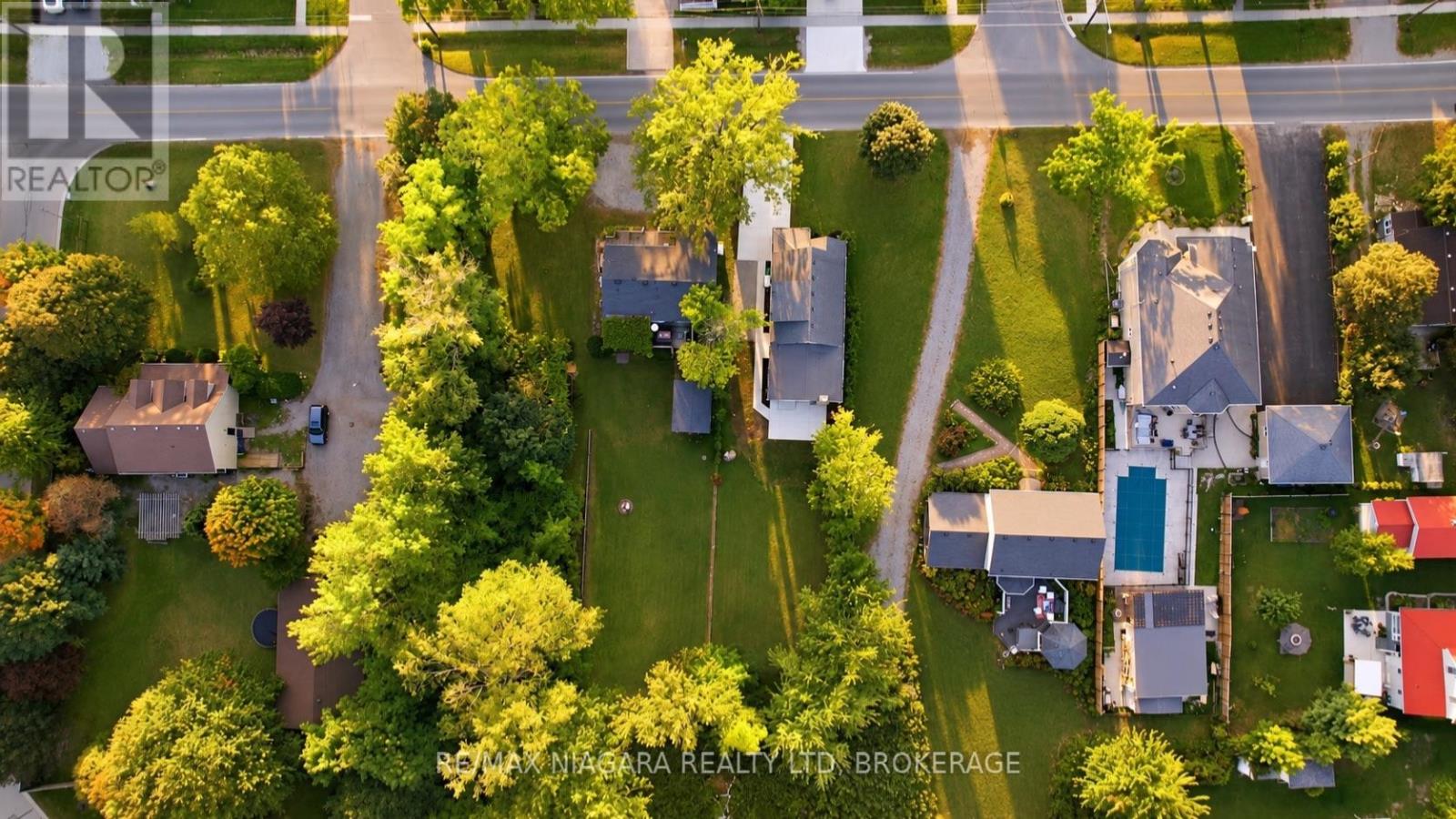 278 RIDGE RD ROAD S - Image 38