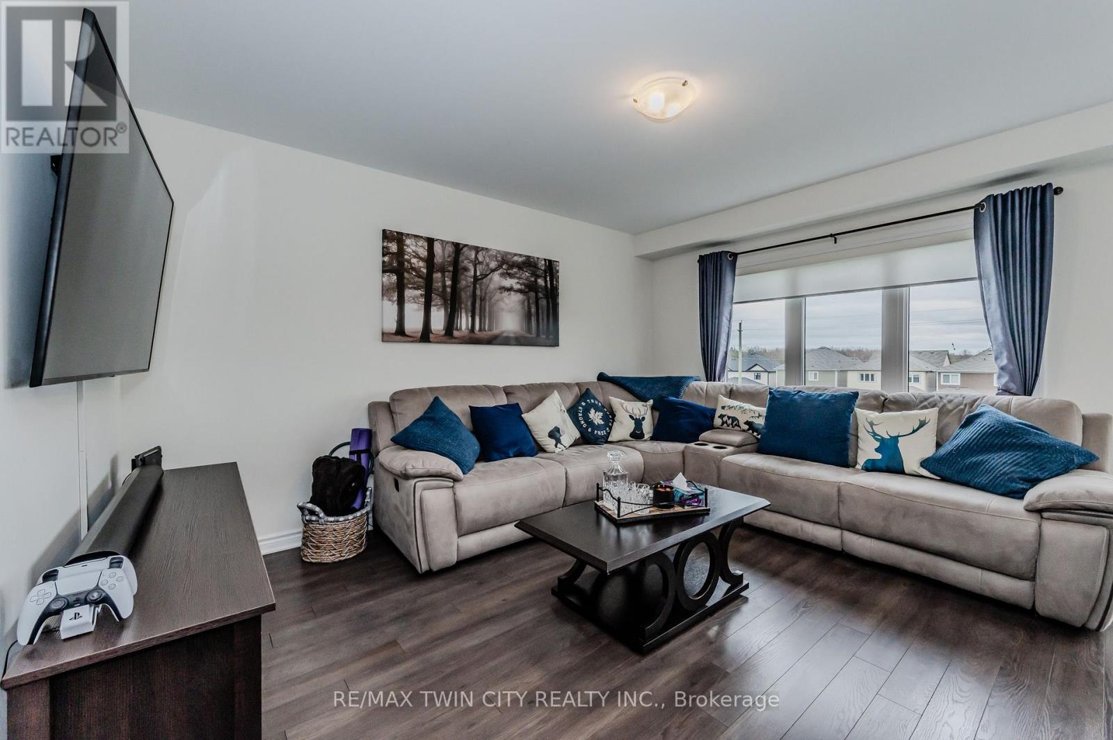 112 WATERMILL STREET, Kitchener — photo 9