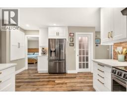 36 Mt Trinity Avenue, Fernie, BC V0B1M3 Photo 18