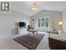 9318 14 Avenue SW - photo 24