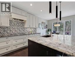9318 14 Avenue SW - photo 8