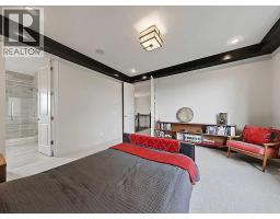 9318 14 Avenue SW - photo 27