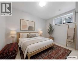 9318 14 Avenue SW - photo 39