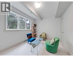 9318 14 Avenue SW - photo 38