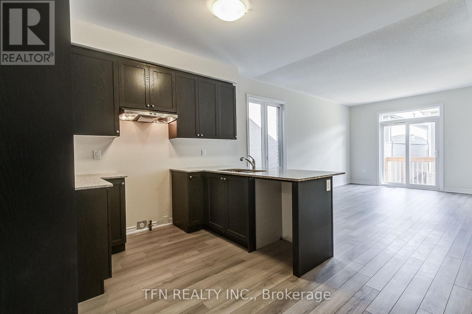 87 MCGILL AVENUE - 20