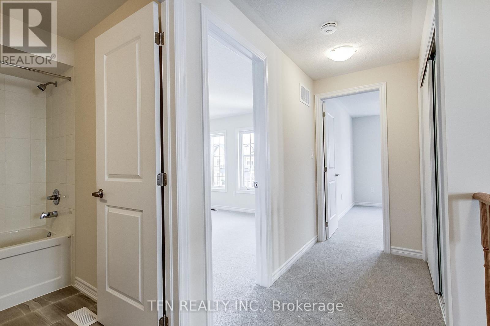 87 MCGILL AVENUE - 36