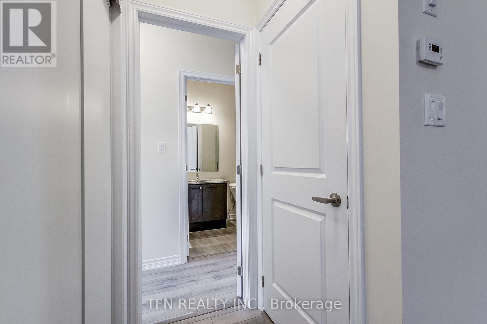 87 MCGILL AVENUE - 30
