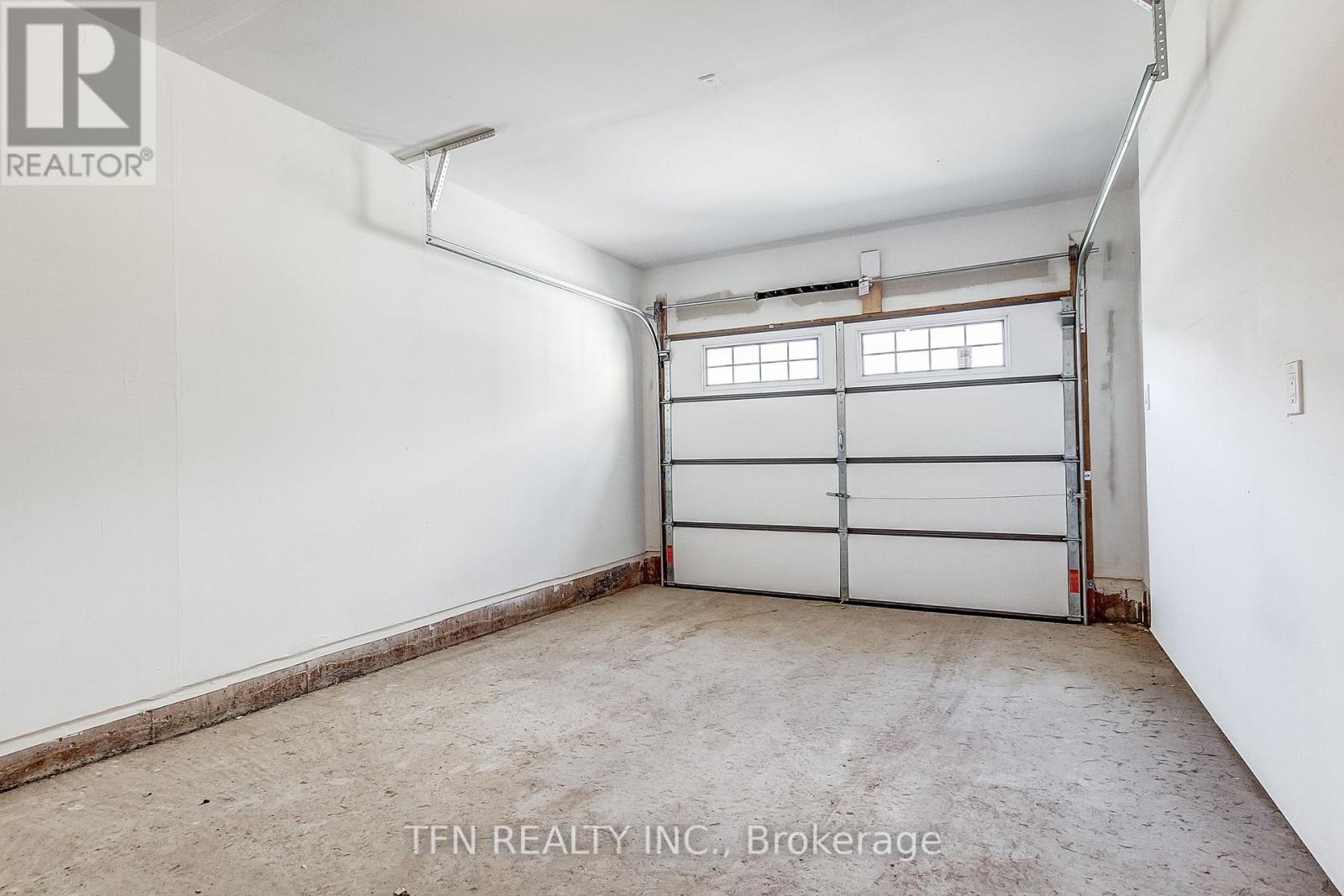 87 MCGILL AVENUE - 45