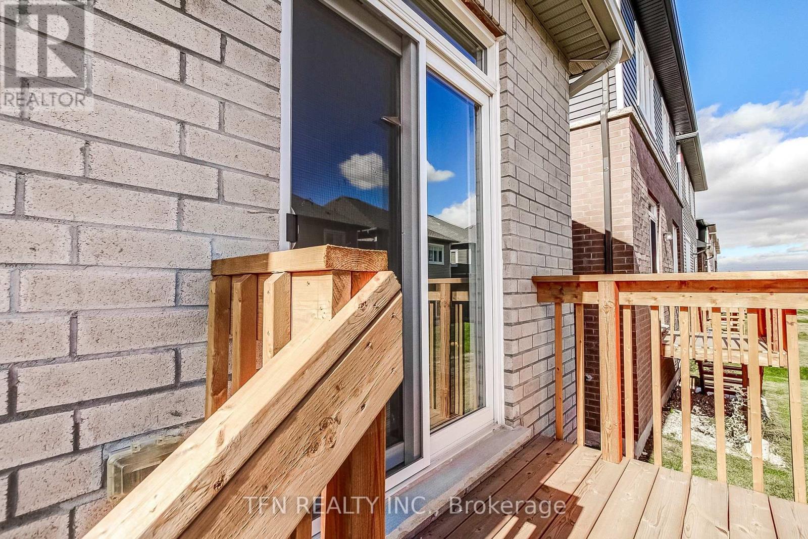 87 MCGILL AVENUE - 7