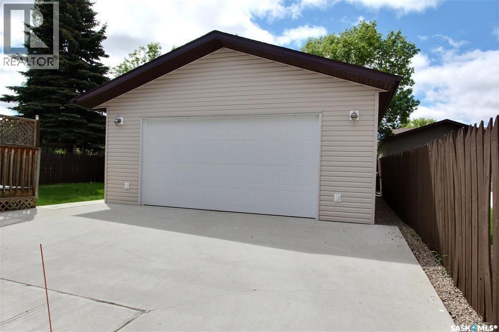 3205 Bliss CRESCENT - 37