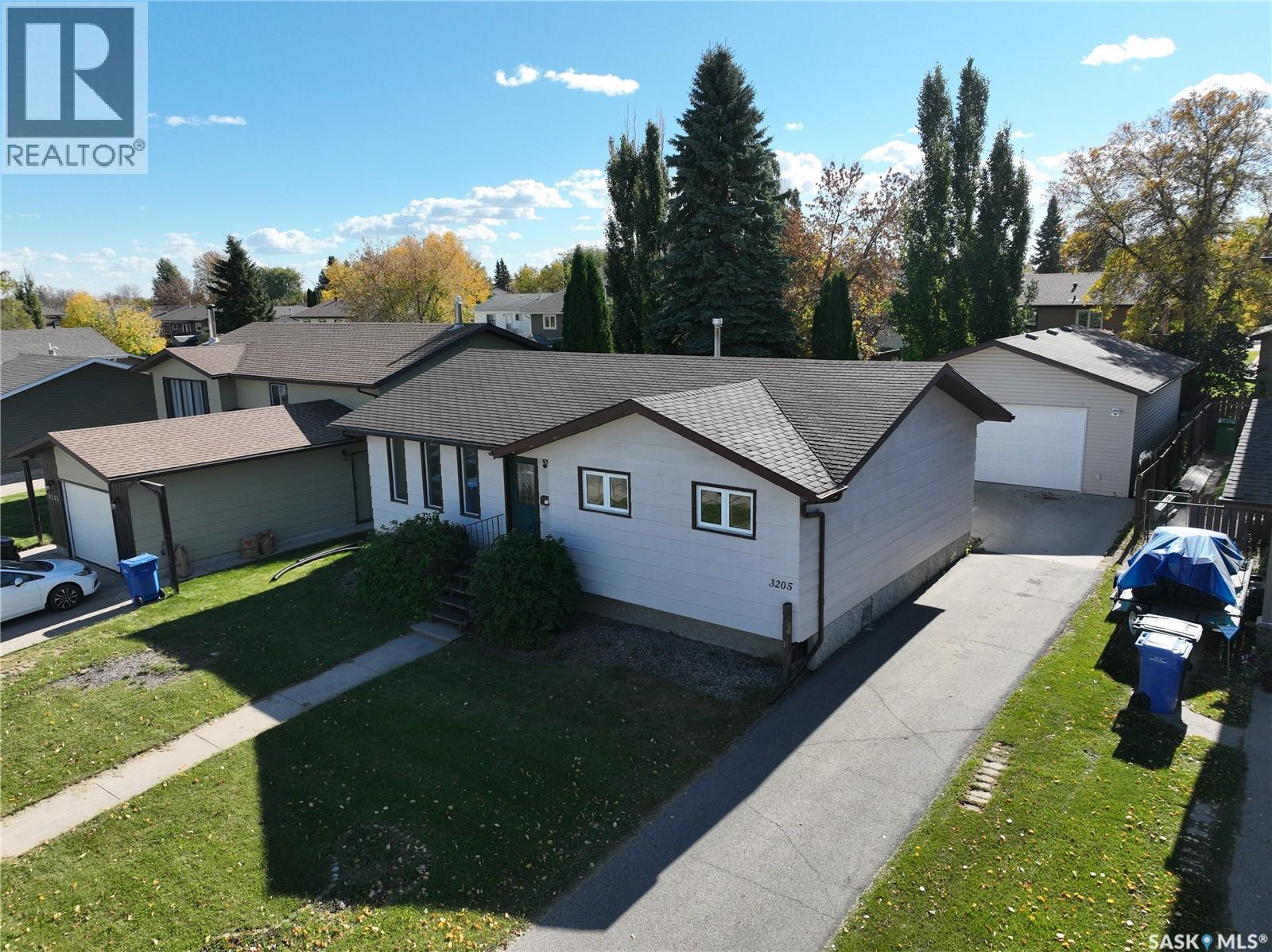 3205 Bliss CRESCENT - Image 42