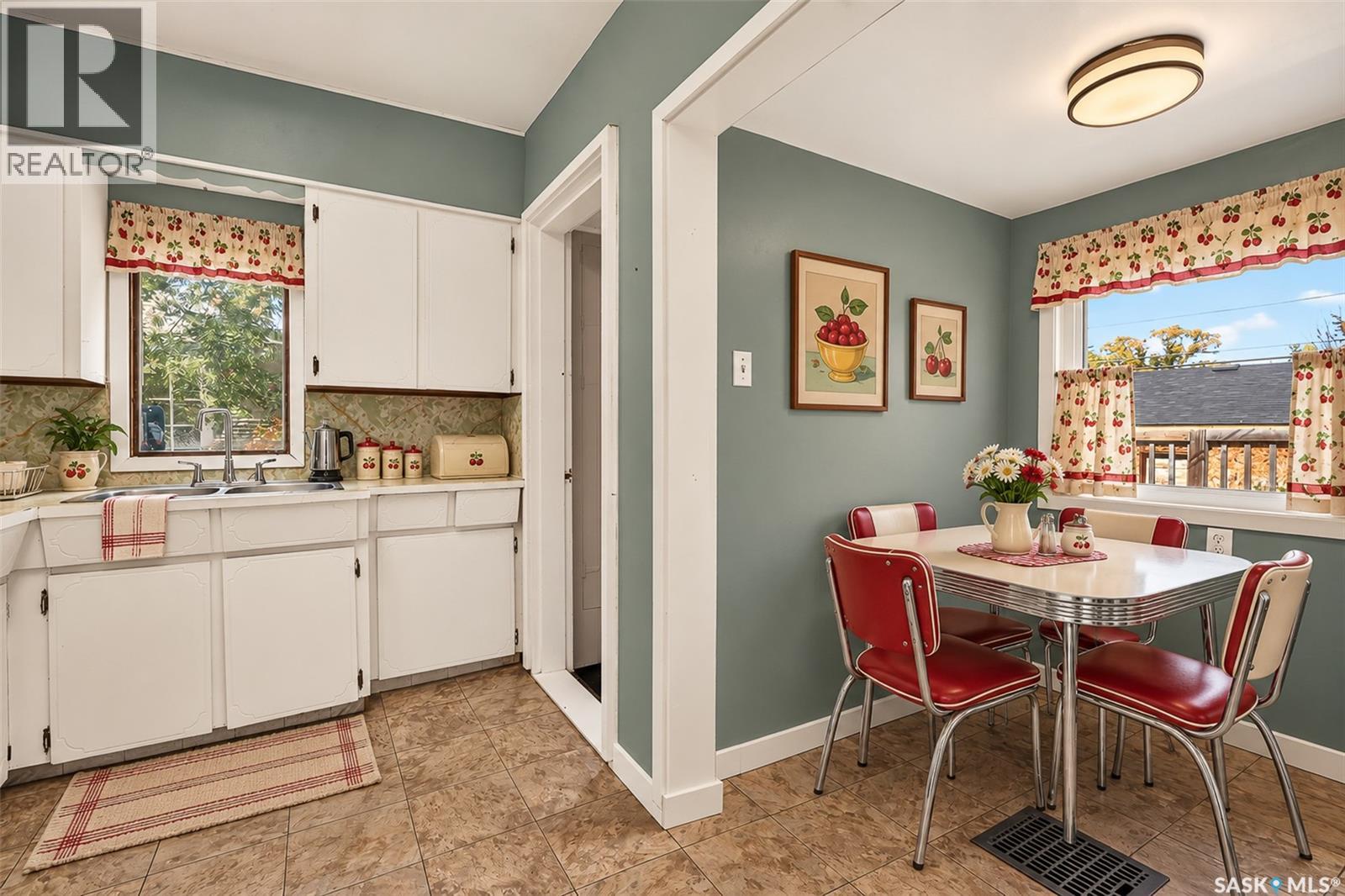 310 Coteau STREET W - 15