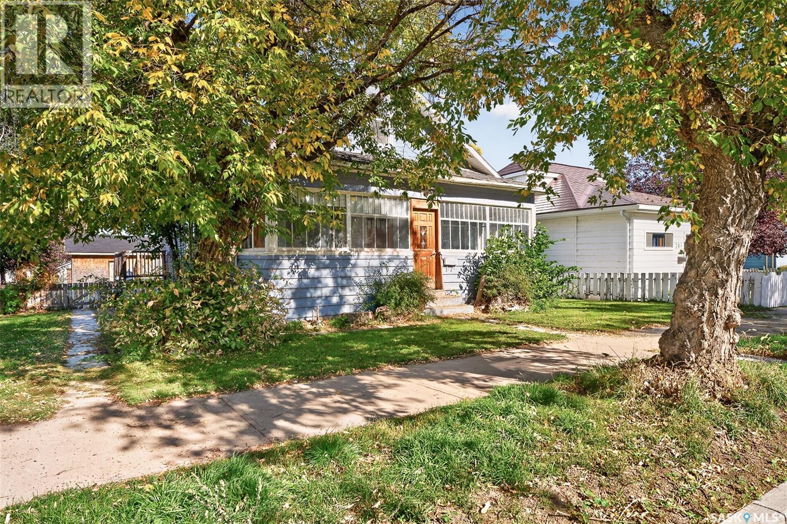310 Coteau STREET W, Moose Jaw — photo 2