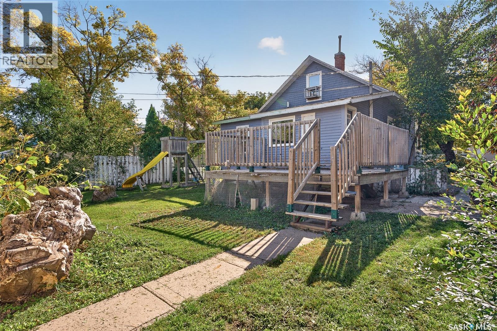 310 Coteau STREET W - Image 48
