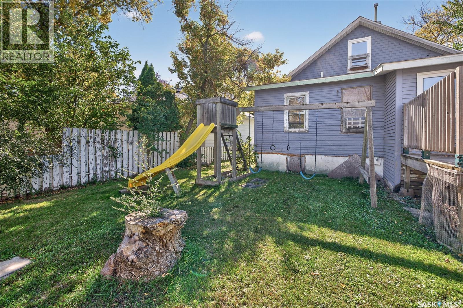 310 Coteau STREET W - 51