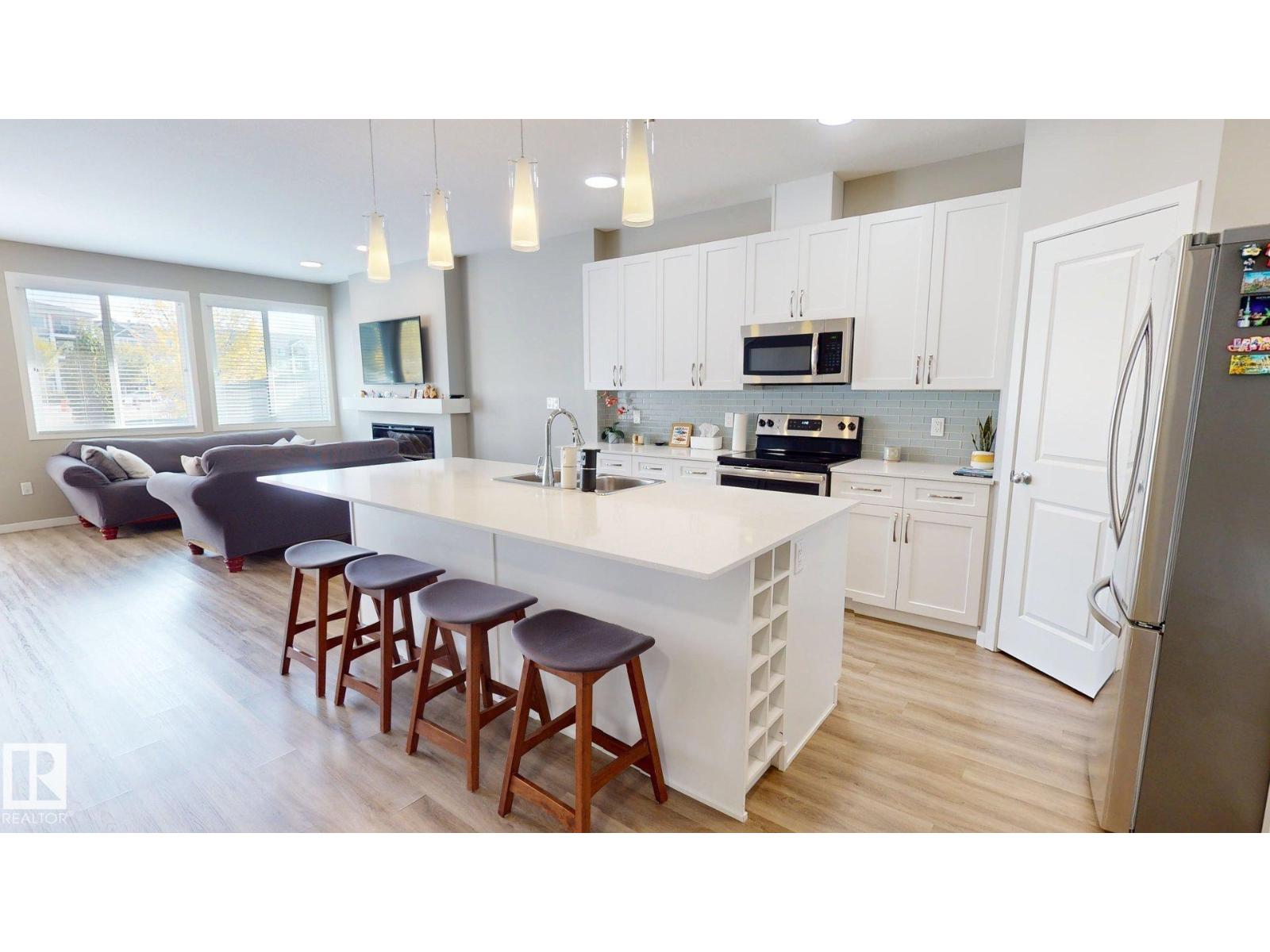 2319 82 ST SW - 8
