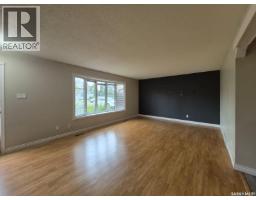 Laundry room - 64 Clarewood Crescent, Yorkton, SK S3N2V2 Photo 15