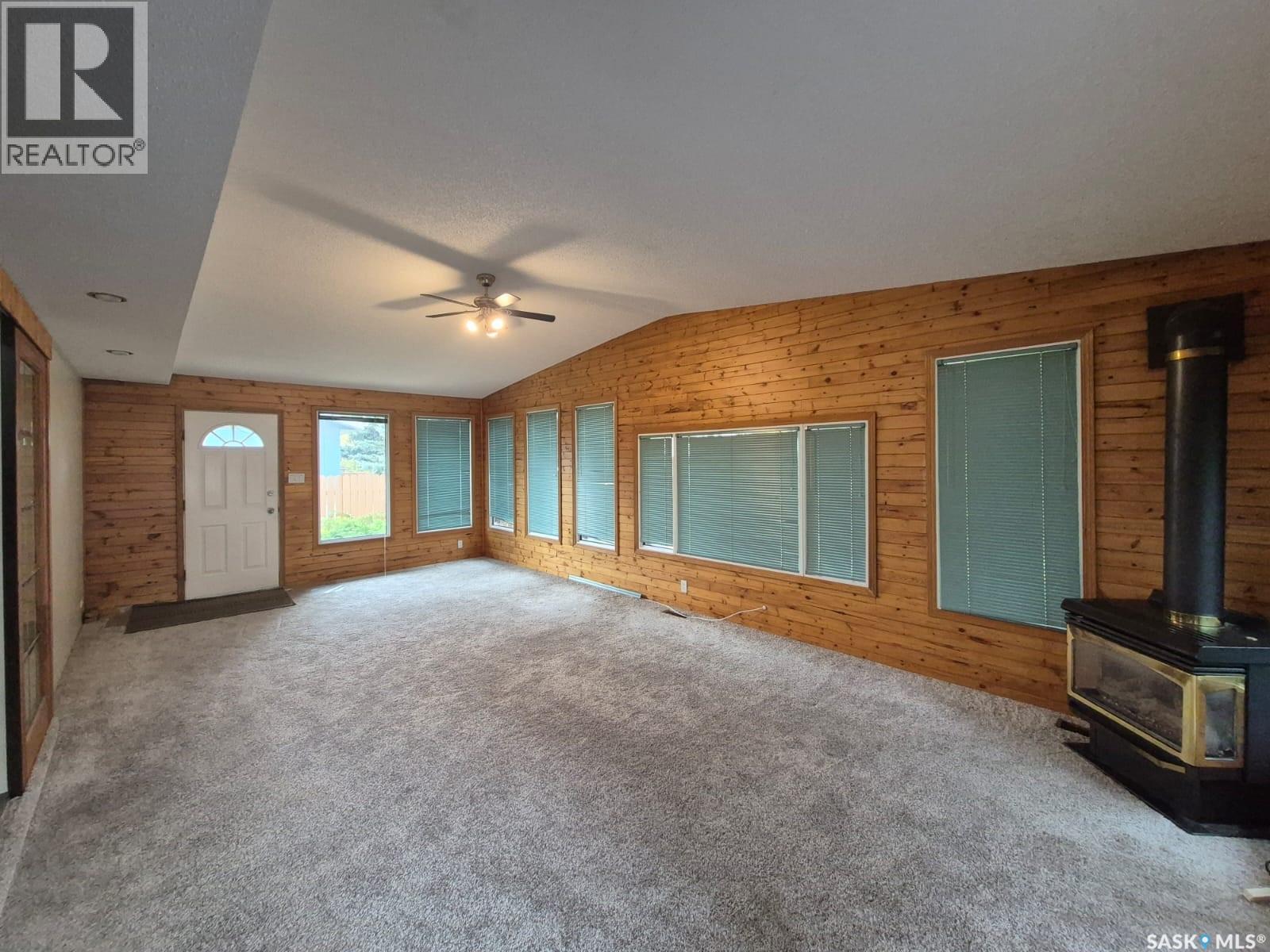 64 Clarewood CRESCENT - 6