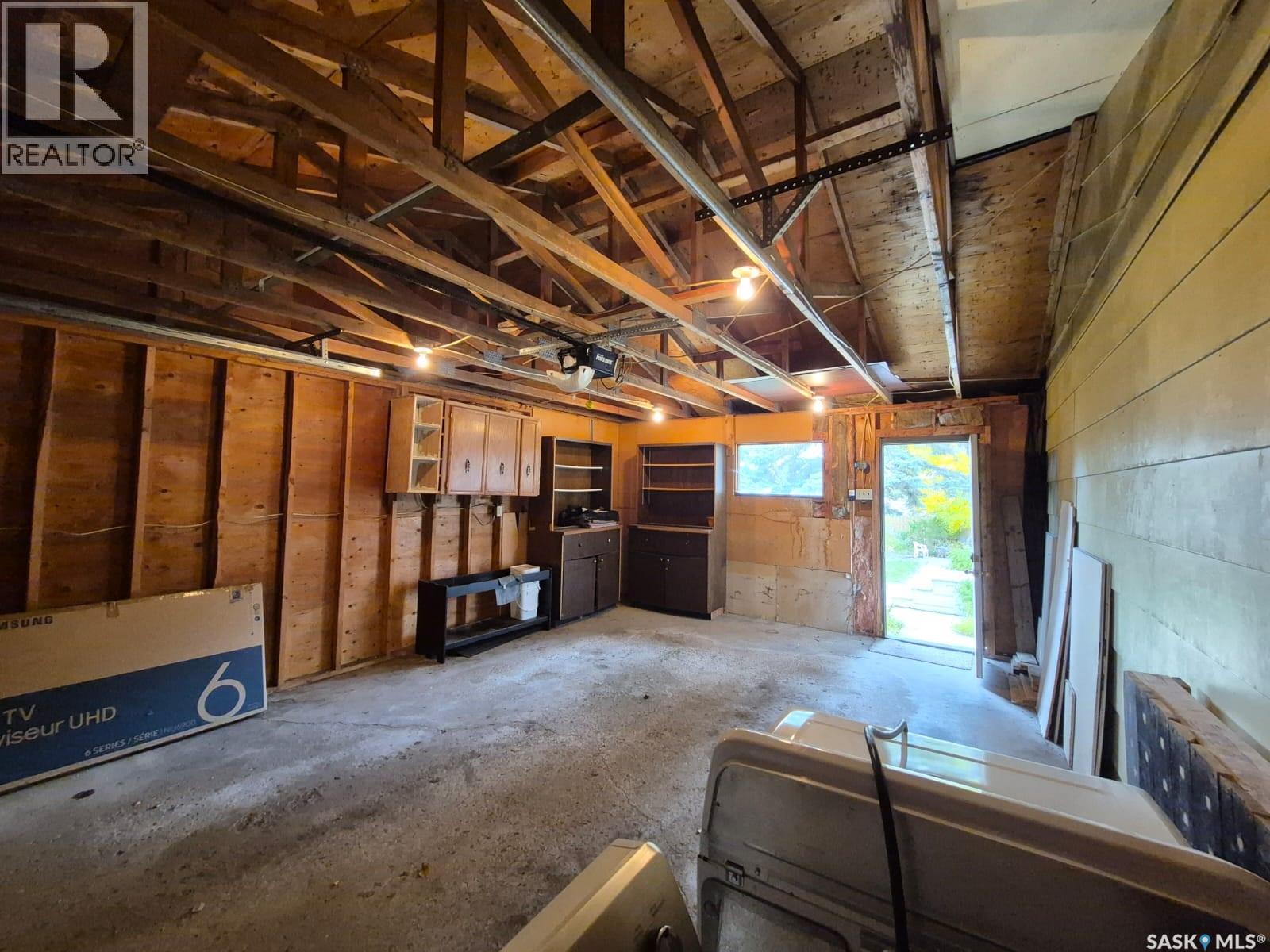 64 Clarewood CRESCENT - Image 38