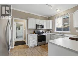 1101 Berkeley Pl, Saanich, BC V8X2G2 Photo 19