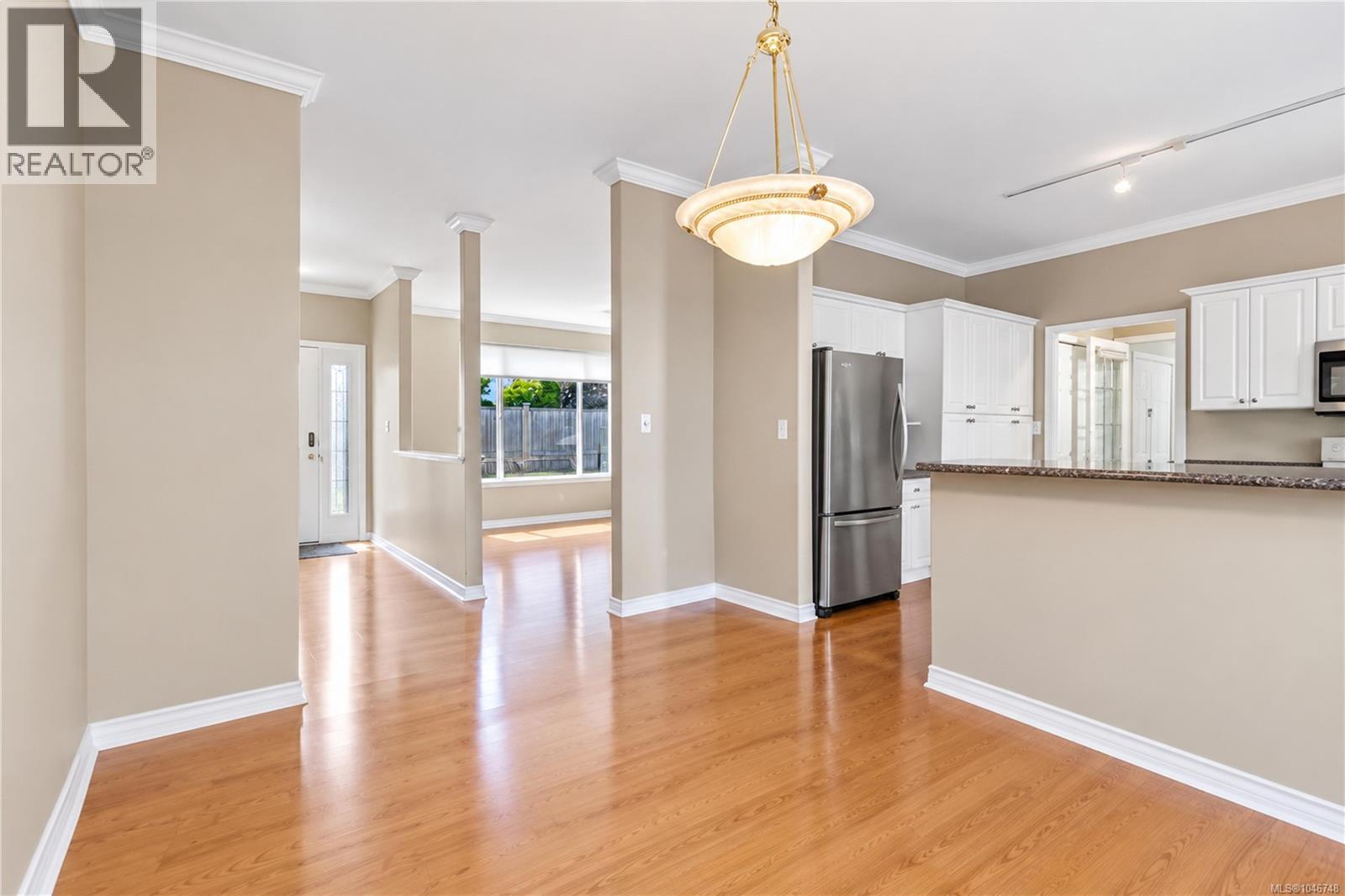 1101 Berkeley Pl - 2