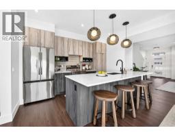 421 Clydesdale Avenue - photo 1